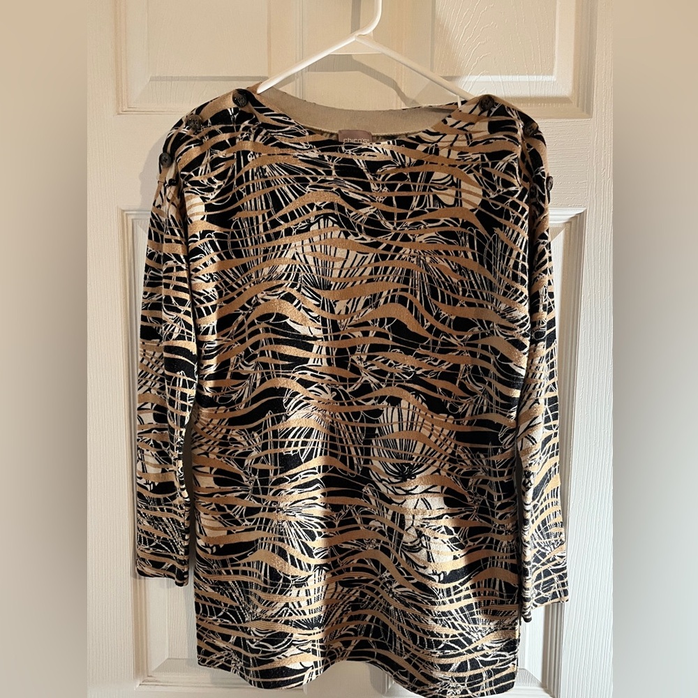 Chico’s Abstract Print Knit Top Button Shoulder Detail Size 0 (2-4)